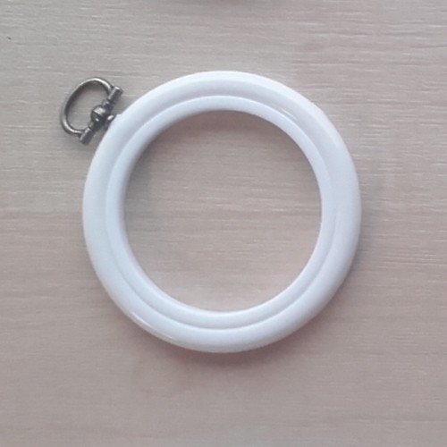 2.5in Round Coloured Flexi Hoop - White