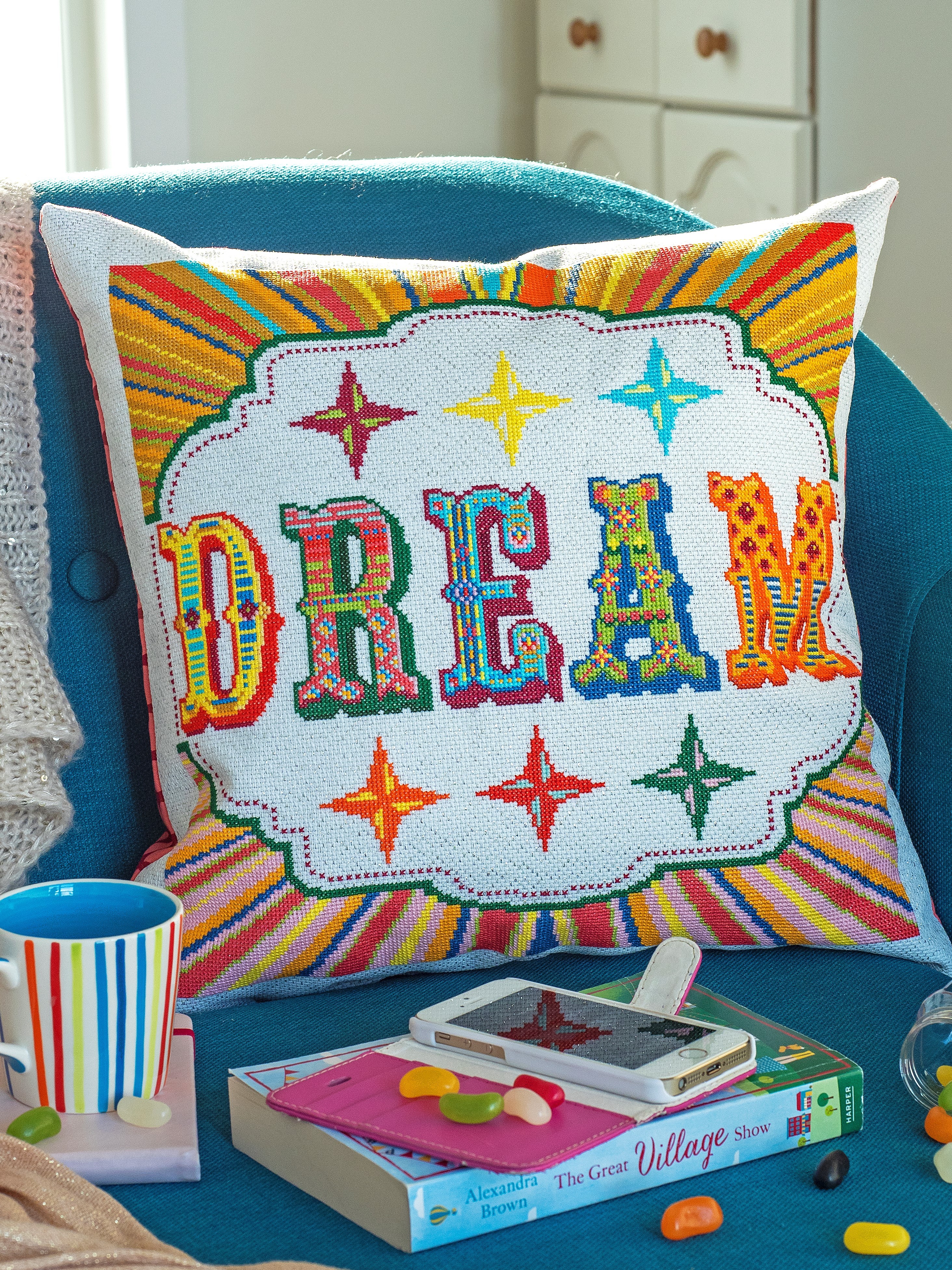 Cross Stitcher Project Pack - Dream Cushion XST340