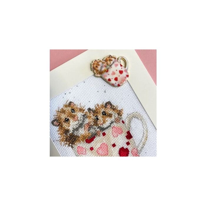 Hammy Anniversary Needle Minder