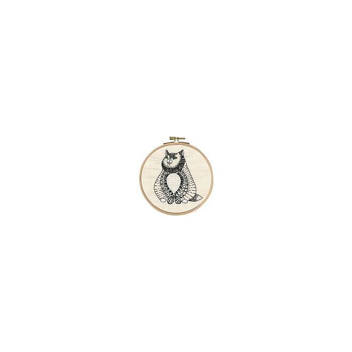 TB105 DMC Printed Embroidery Kit - Sebastian Sitting - 15% off RRP