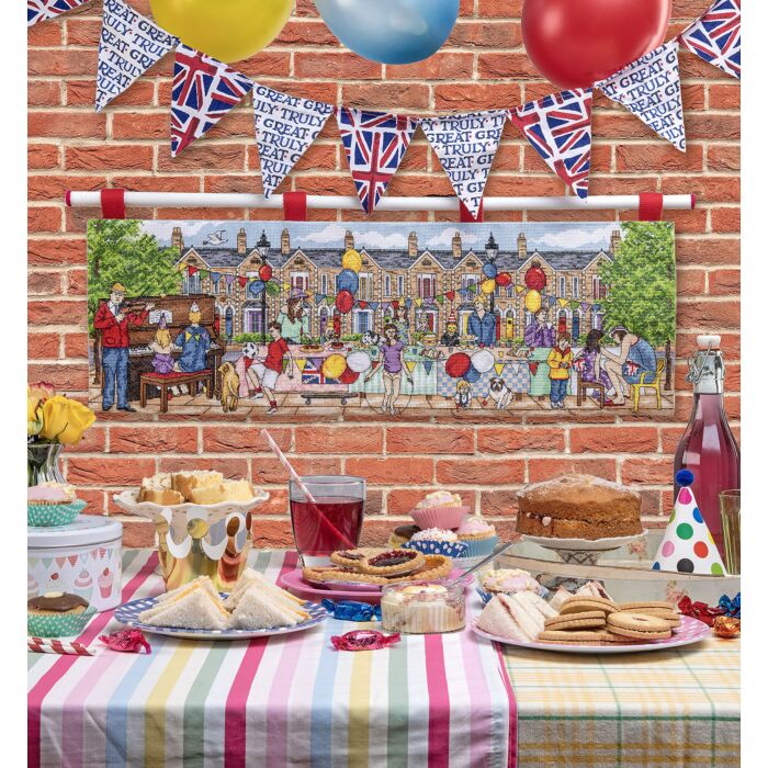 Cross Stitcher Project Pack - Issue 395 & 396 - Street Party