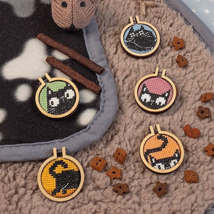 Cross Stitcher Project Pack - Issue 420 - Crazy Cats