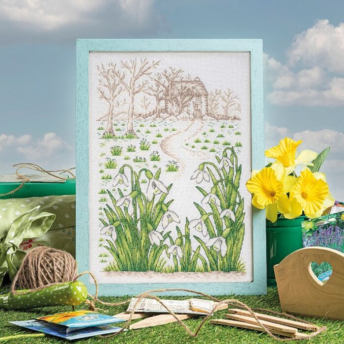 CrossStitcher Project Pack - Issue 431 - Snowdrops Garden