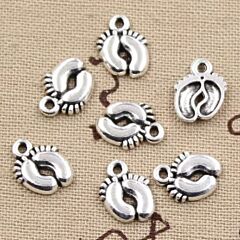 Baby feet Charms x 4