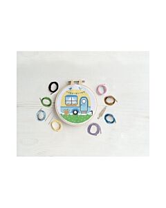  Simply Make Large Cross Stitch Kit - Caravan