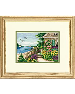 The Gold Collection Petites: Bayside Cottage