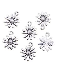 Daisy Charms - pack of 4