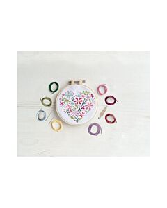  Simply Make Large Cross Stitch Kit - Floral Heart